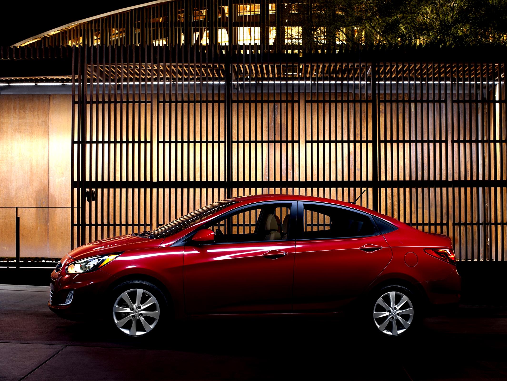 Hyundai Accent 4 Doors 2011 #60