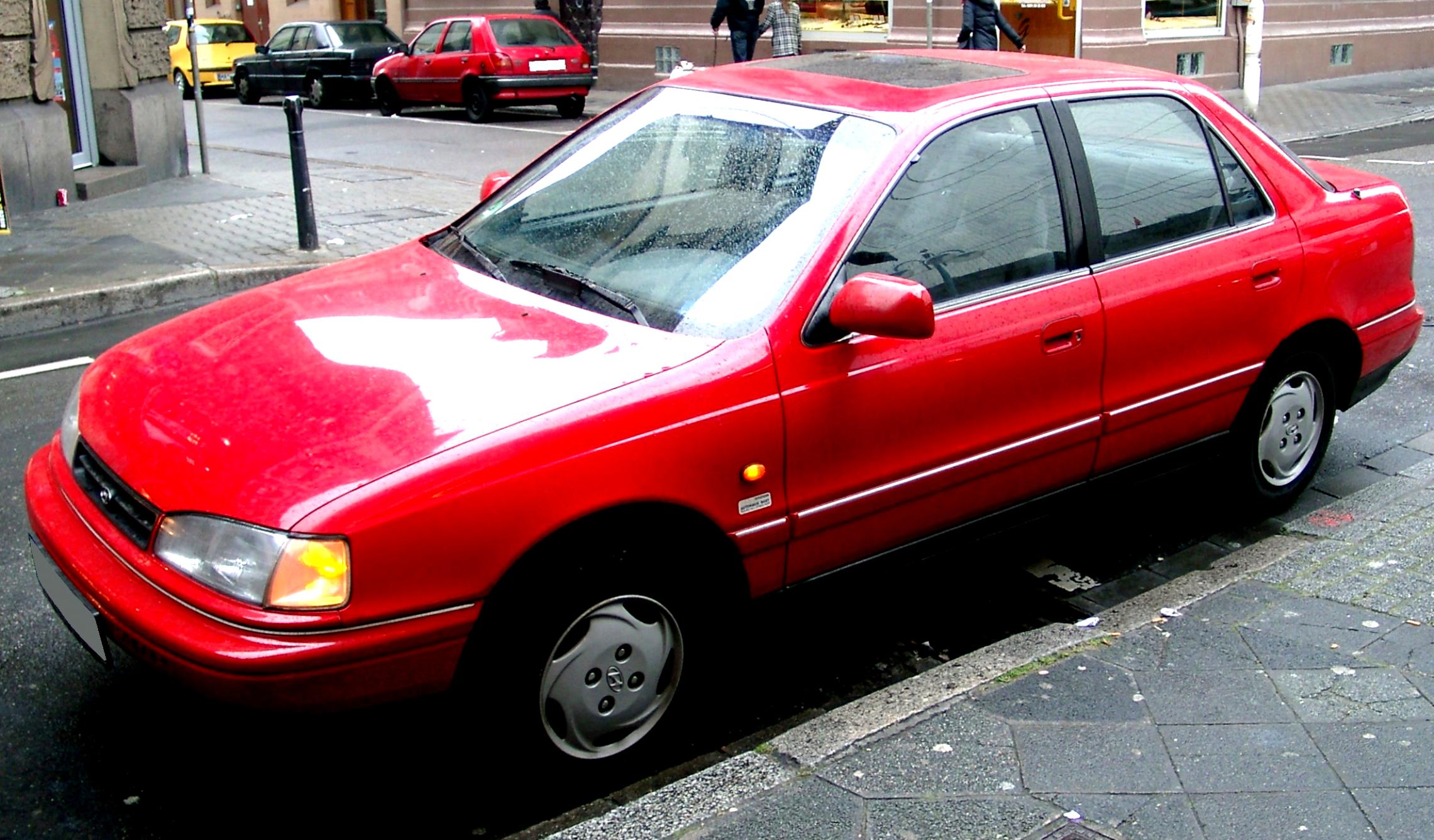 Hyundai Lantra 1991 #2