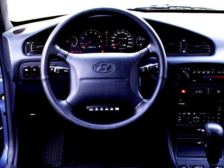 Hyundai Sonata 1993 #7
