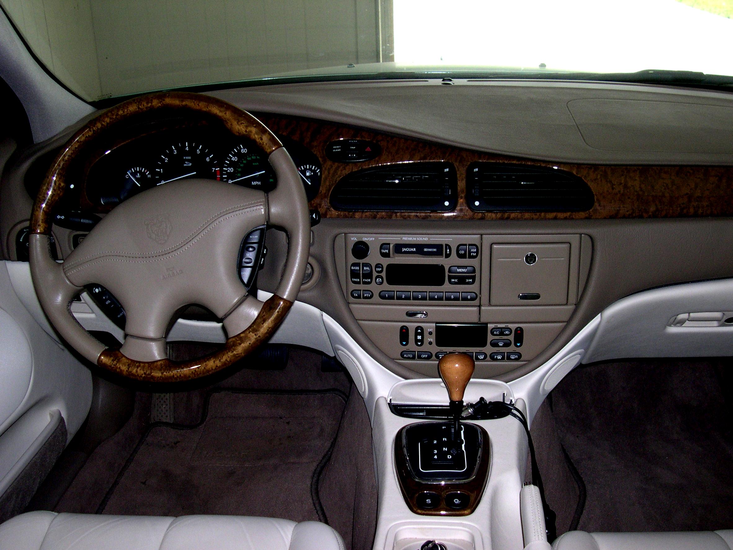 Jaguar S-Type 1999 #1