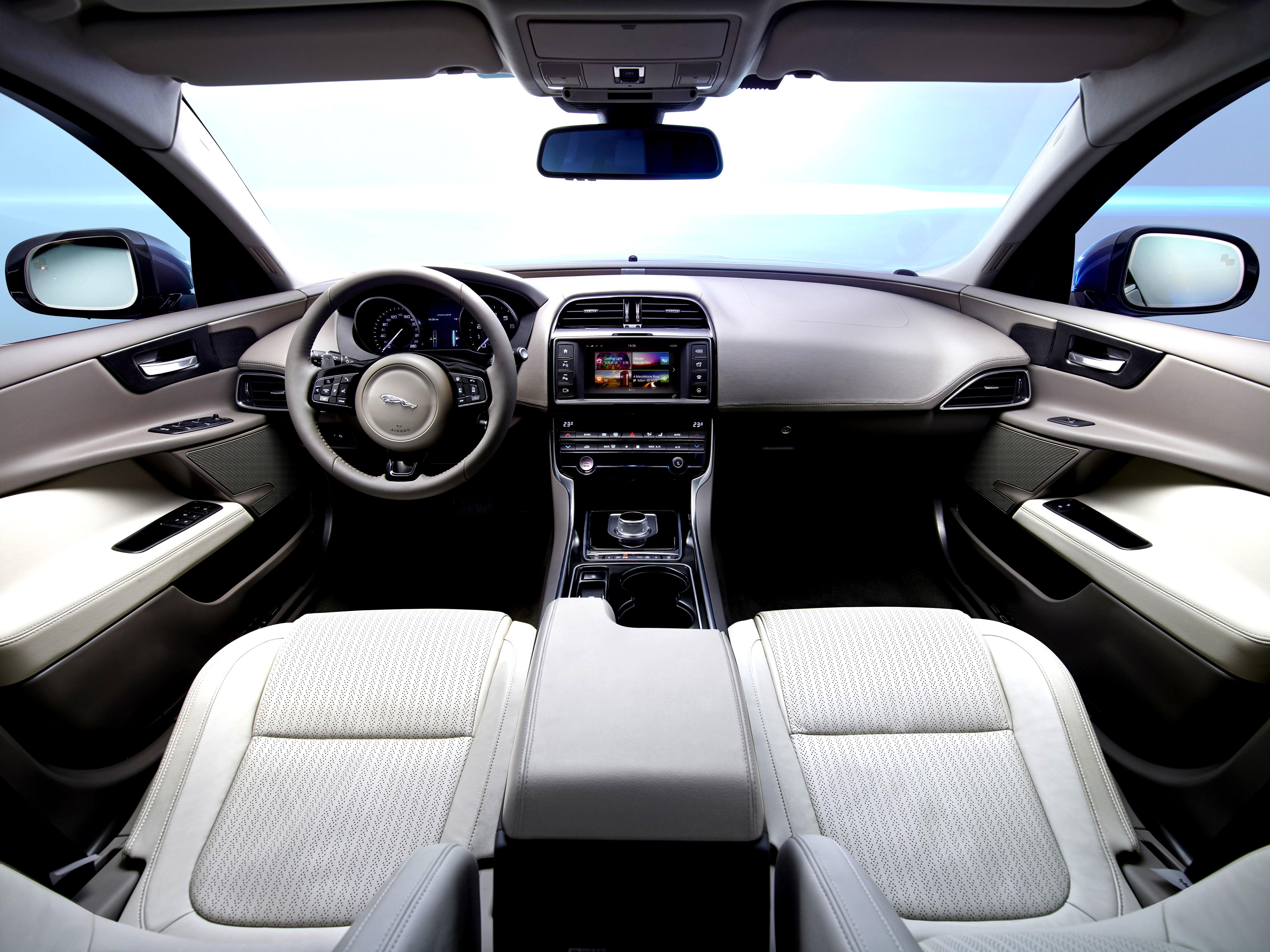 Jaguar XE 2014 #49