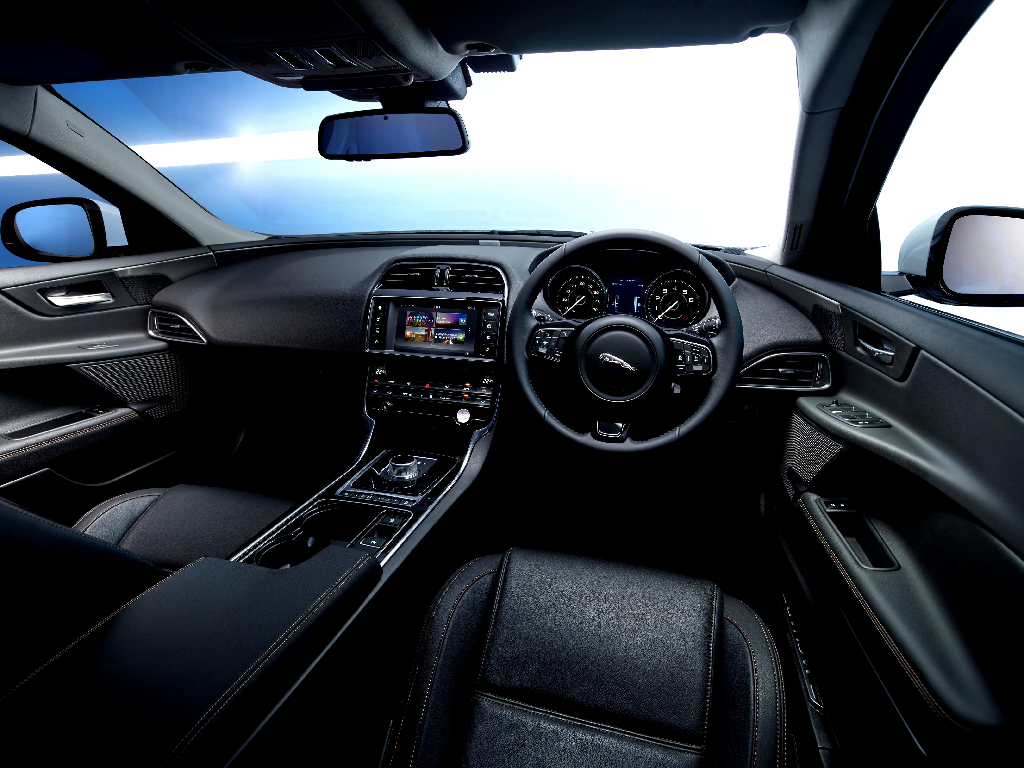 Jaguar XE 2014 #53