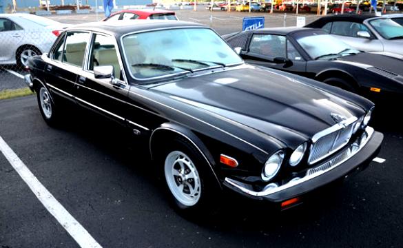 Jaguar XJ 1986 #35