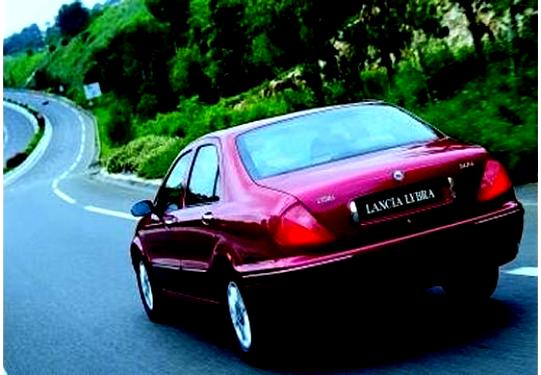 Lancia Lybra Sedan 1999 #11