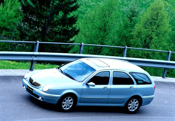 Lancia Lybra SW 1999 #29