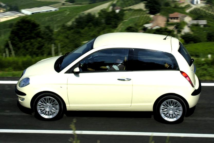 Lancia Ypsilon 2003 #7