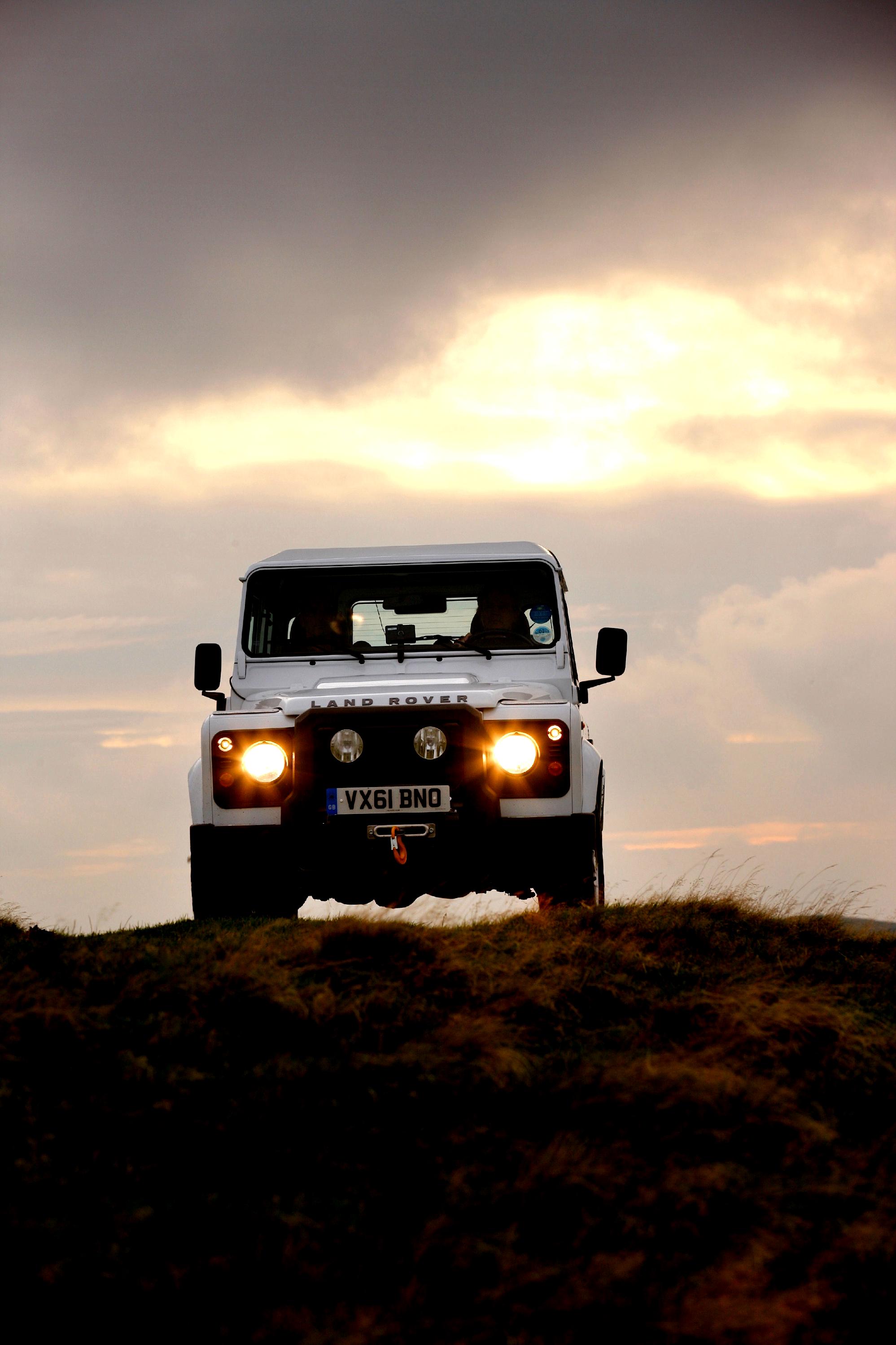 Land Rover Defender 110 2012 #10