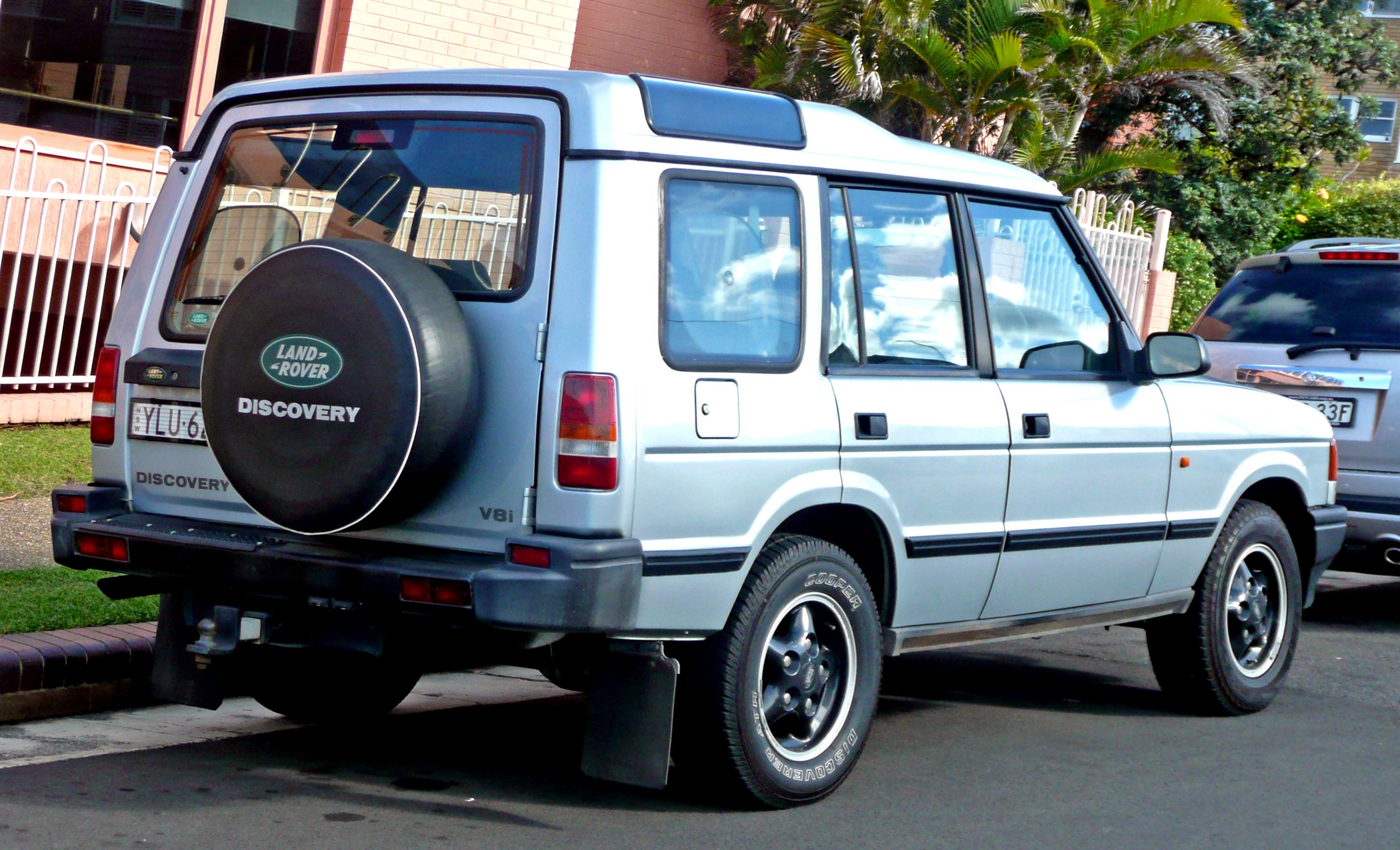 Land Rover Discovery 3 Doors 1990 #1