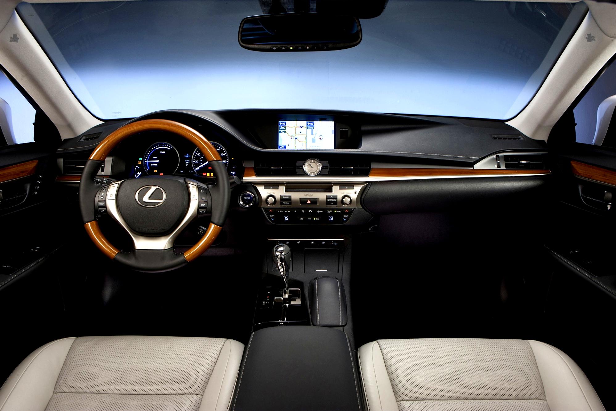 Lexus ES 2012 #74