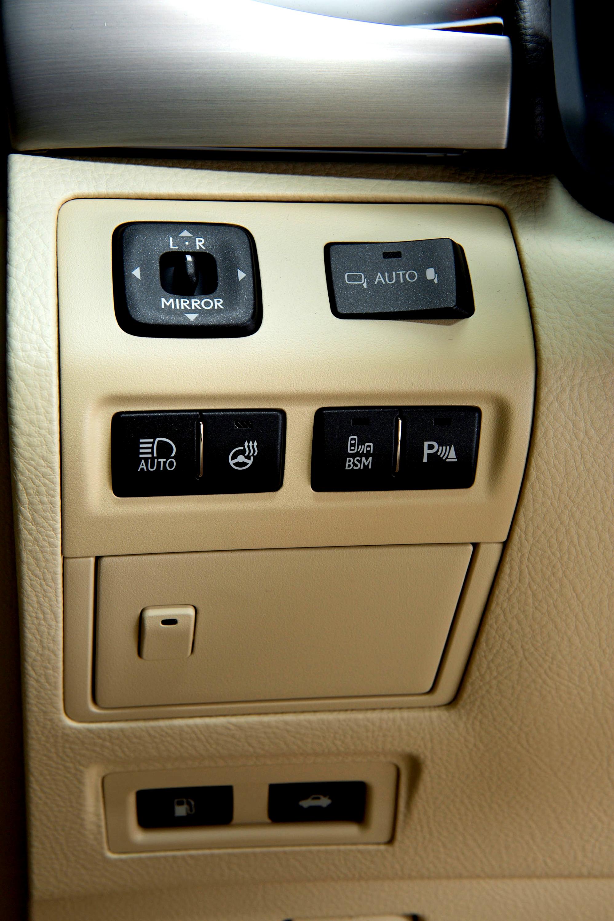 Lexus LS 2012 #60