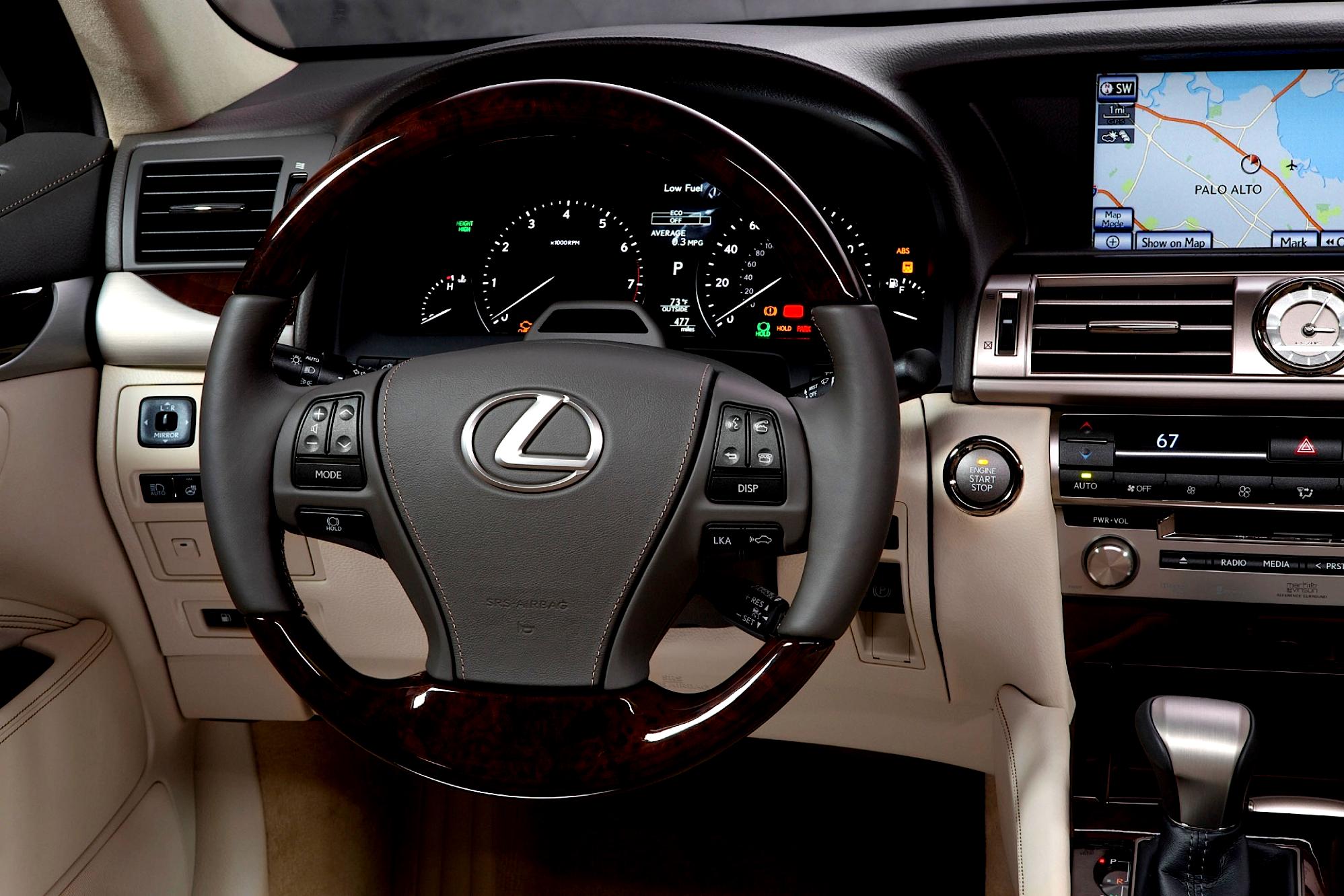 Lexus LS 2012 #73