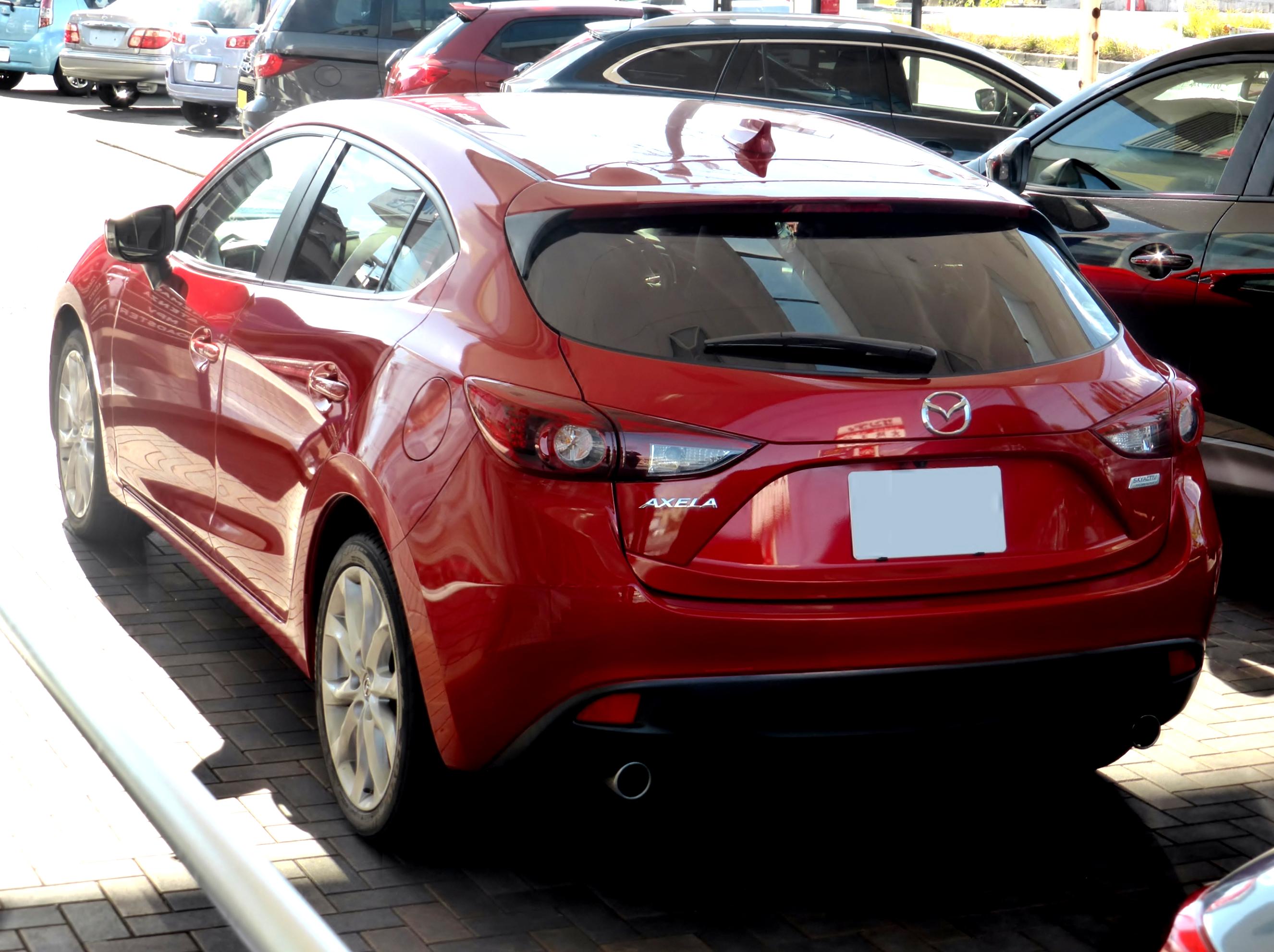 Mazda 3 / Axela Hatchback 2013 #6