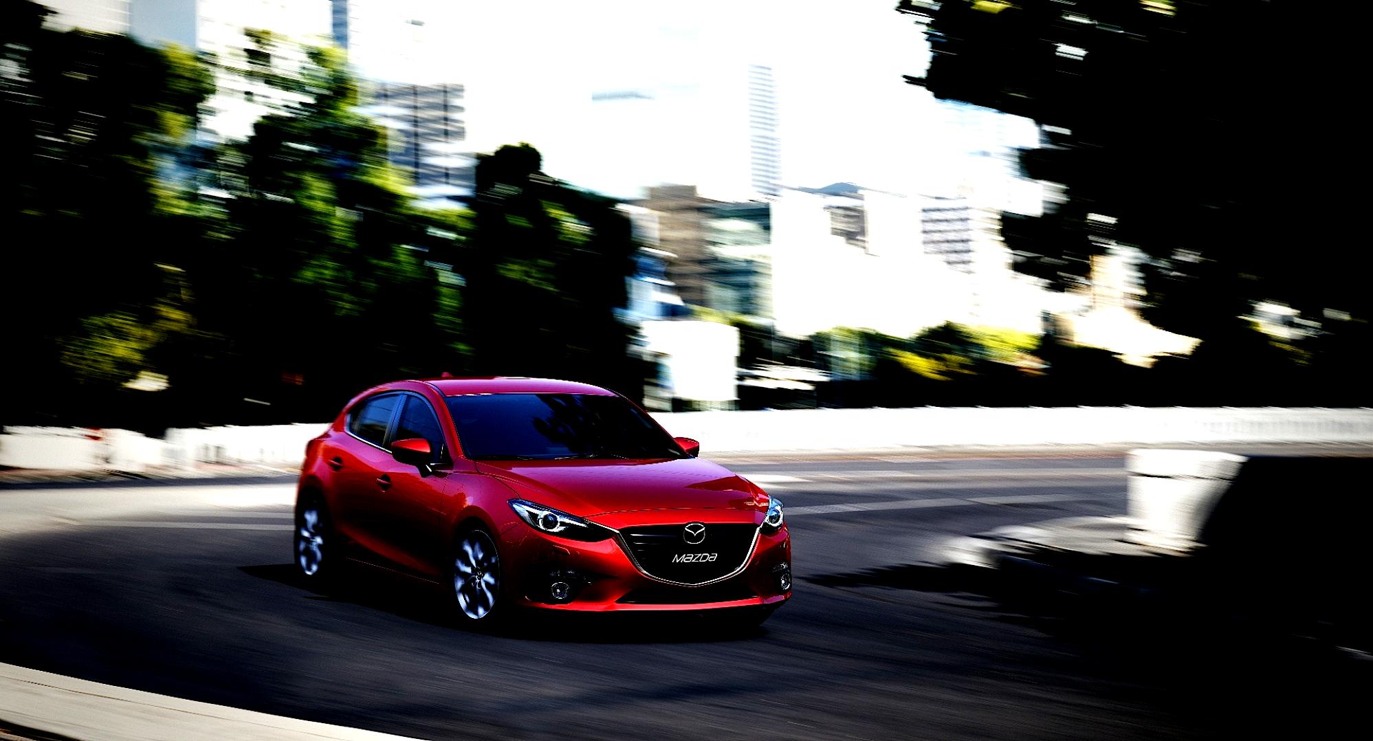Mazda 3 / Axela Hatchback 2013 #26