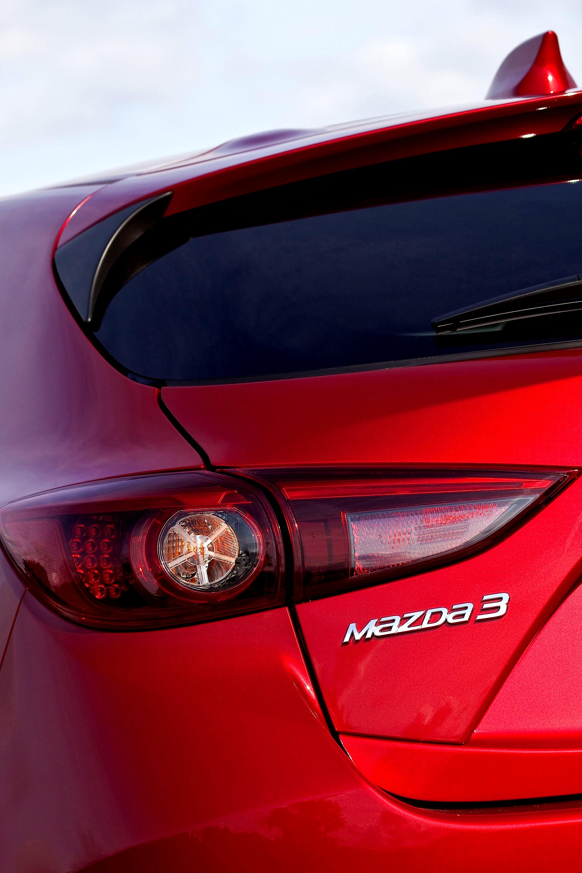 Mazda 3 / Axela Hatchback 2013 #39