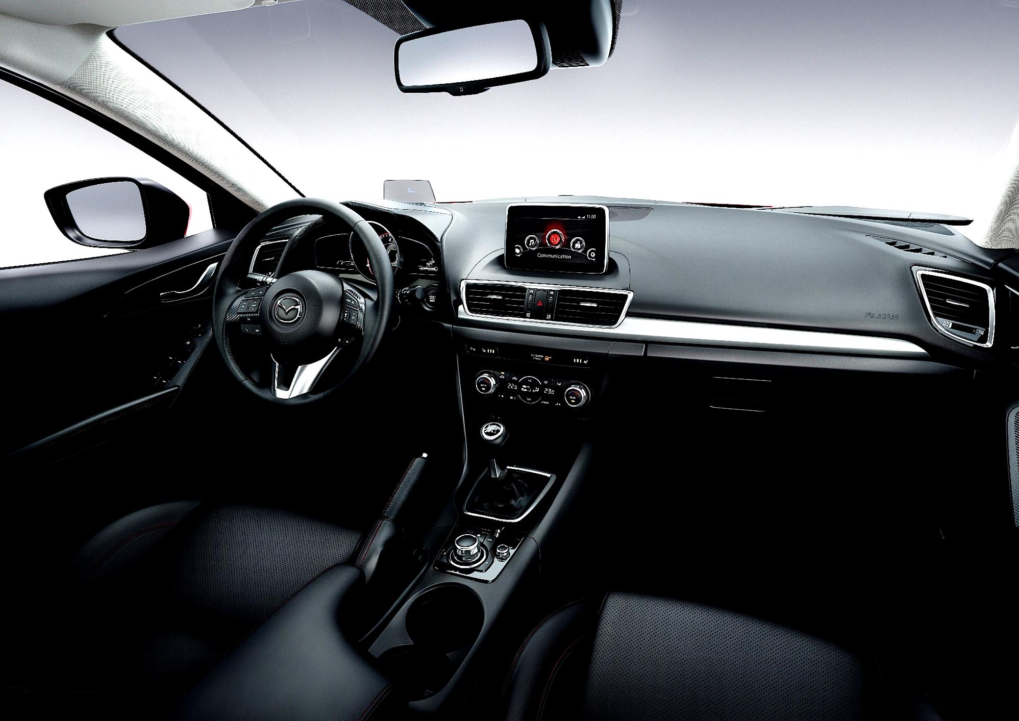 Mazda 3 / Axela Hatchback 2013 #82