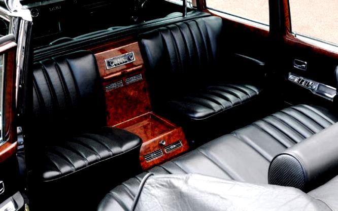 Mercedes Benz 600 Pullman Landaulet-6 Doors V100 1967 #20