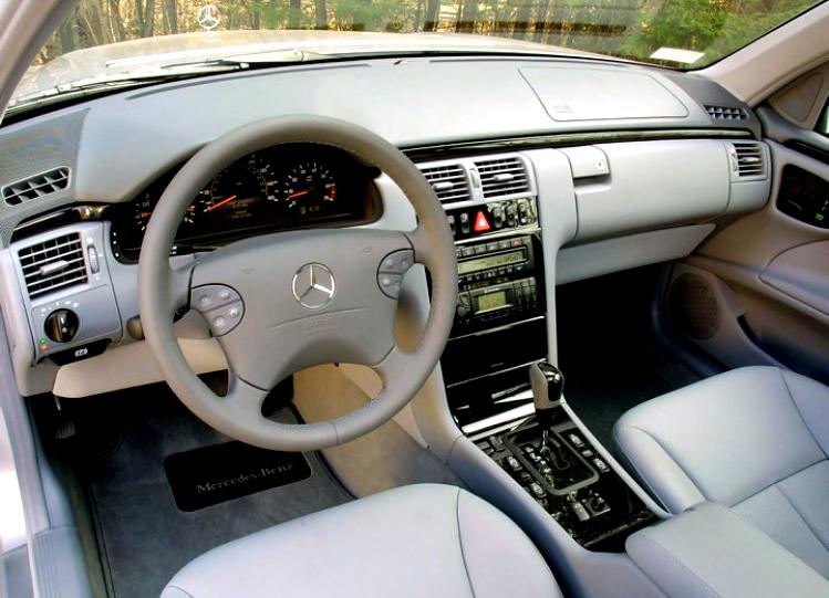 Mercedes Benz E 50 AMG W210 1996 #33