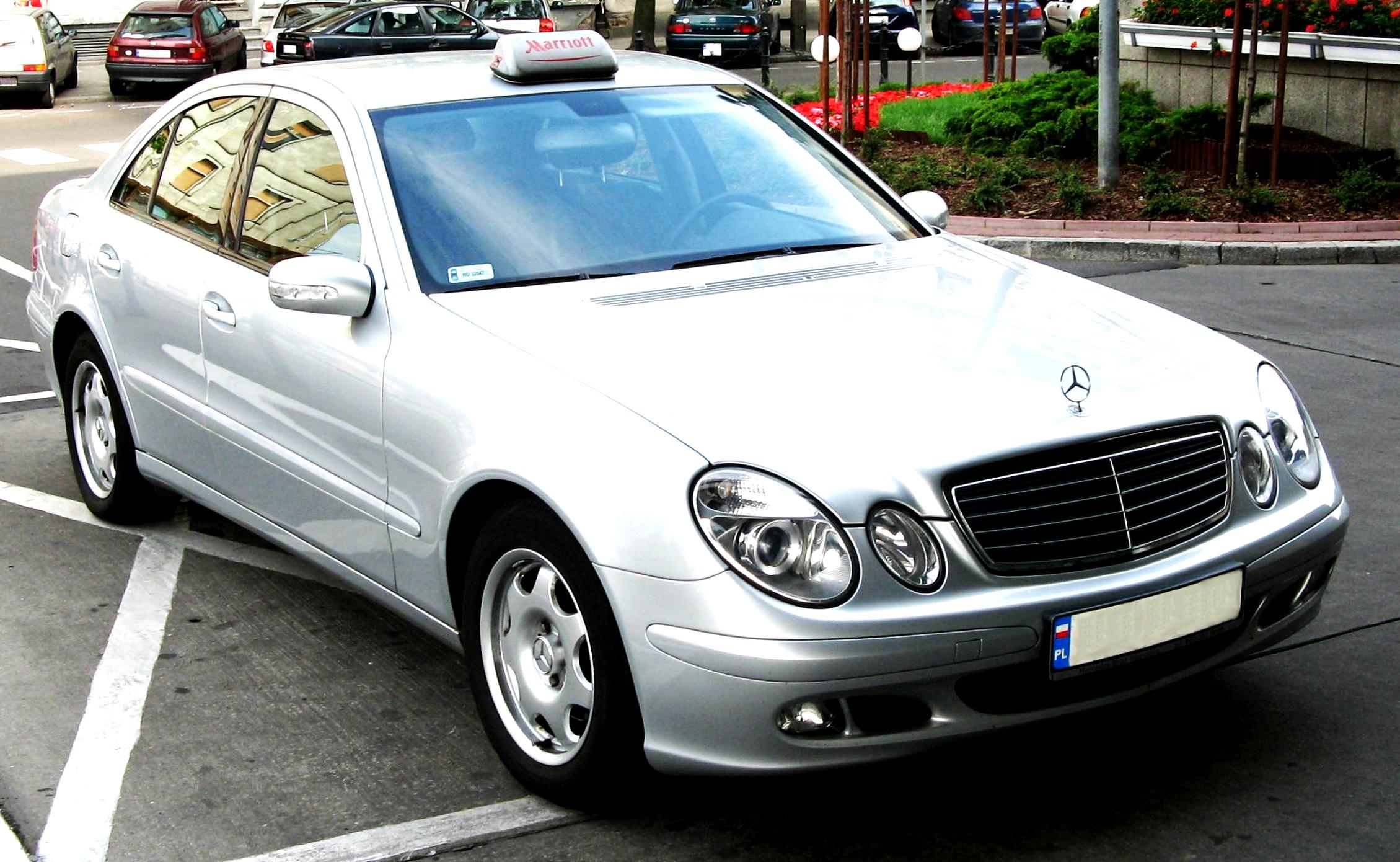 Mercedes Benz E-Klasse W211 2002 #10