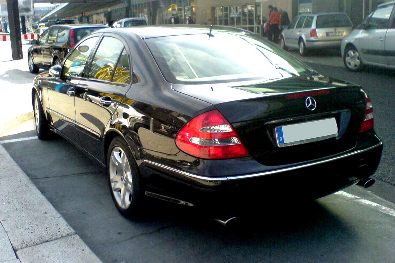 Mercedes Benz E-Klasse W211 2002 #21