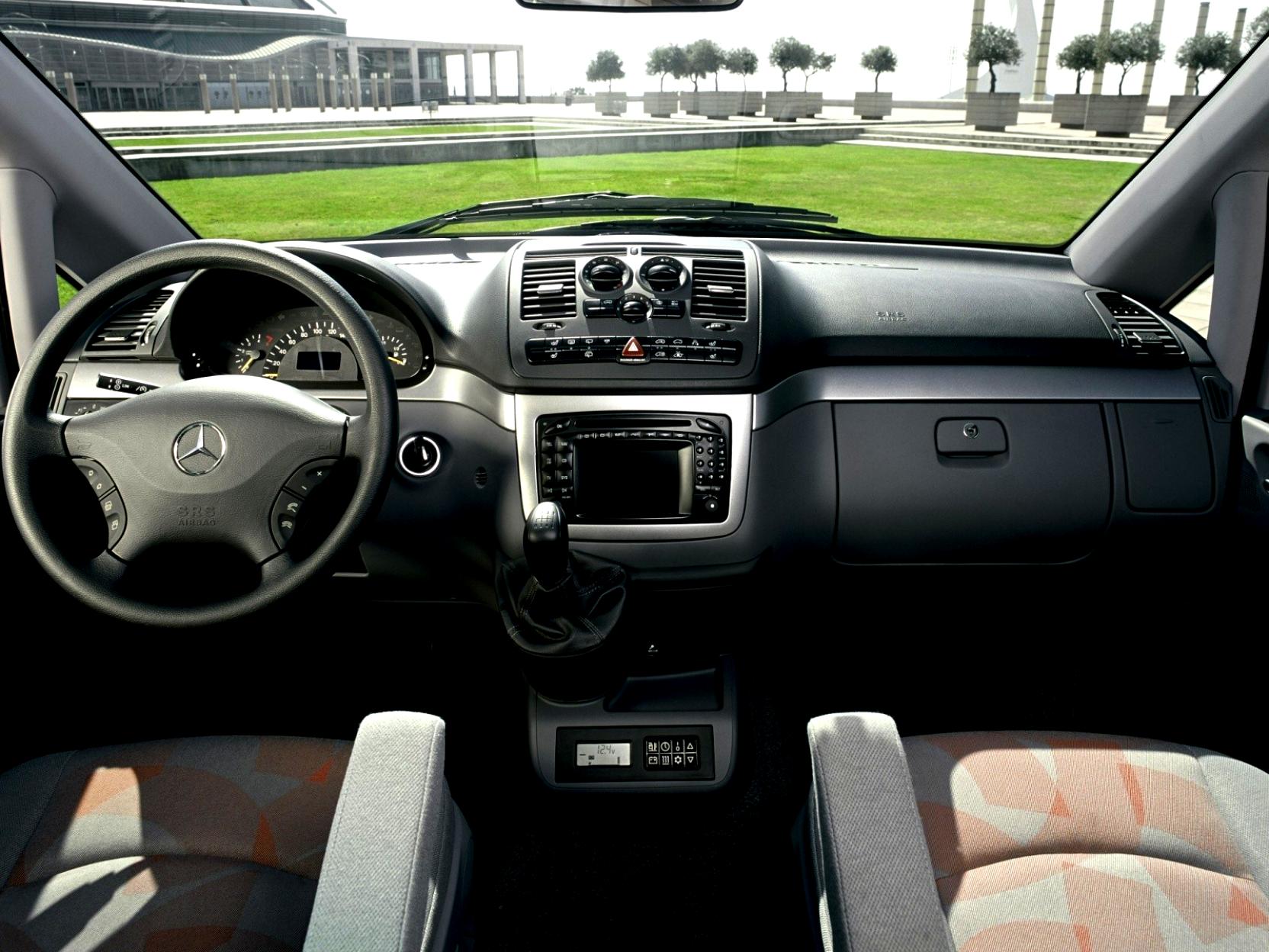 Mercedes Benz VIANO 2010 #8