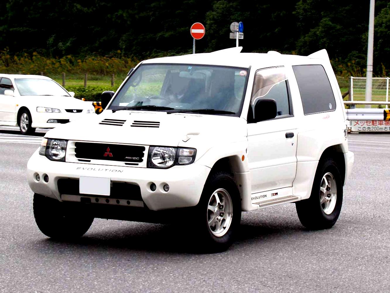 Mitsubishi Pajero Pinin / Shogun Pinin / Montero IO SWB 1998 #6
