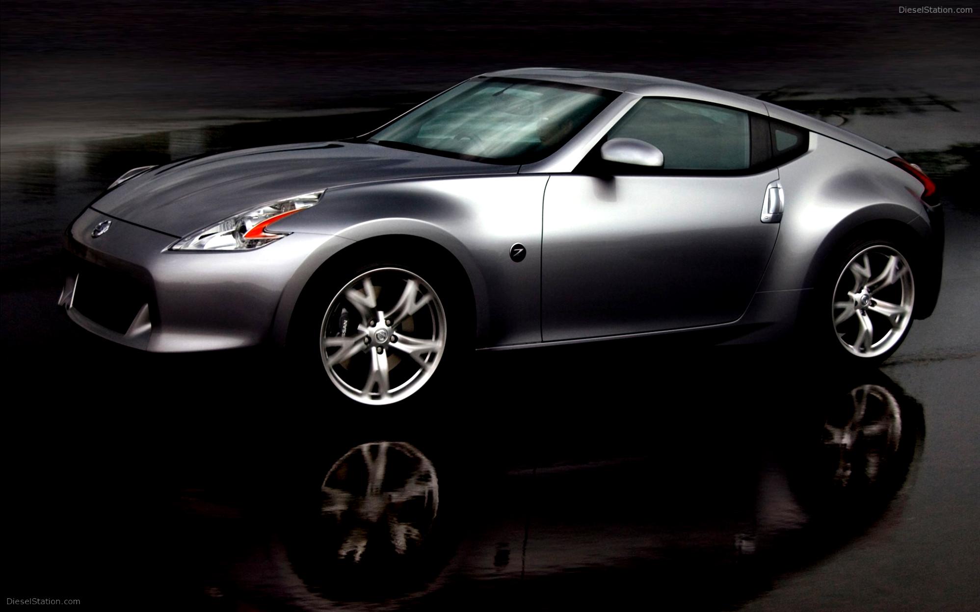 Nissan 370Z Coupe 2012 #2