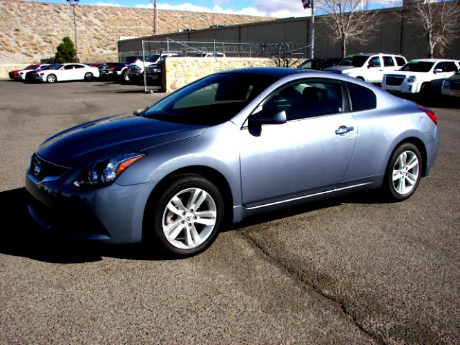 Nissan Altima Coupe 2012 #8