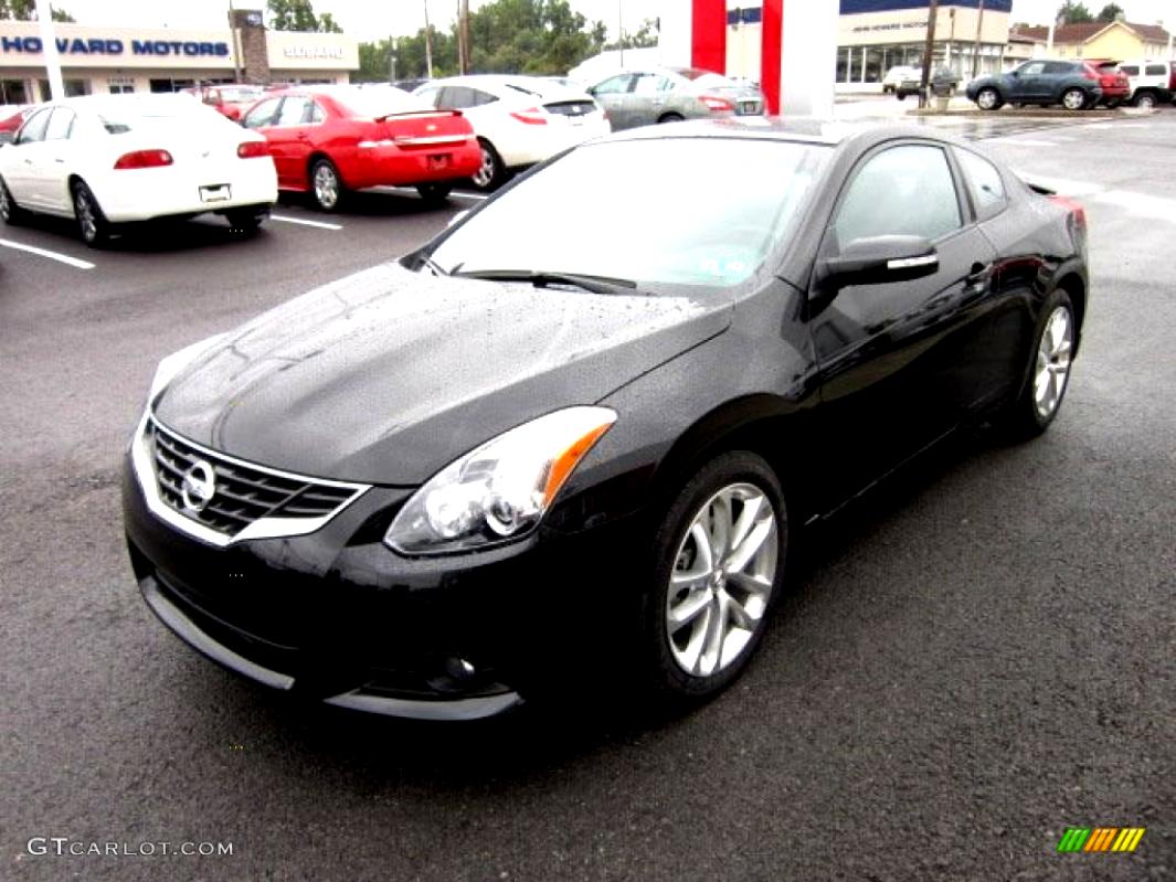 Nissan Altima Coupe 2012 #26