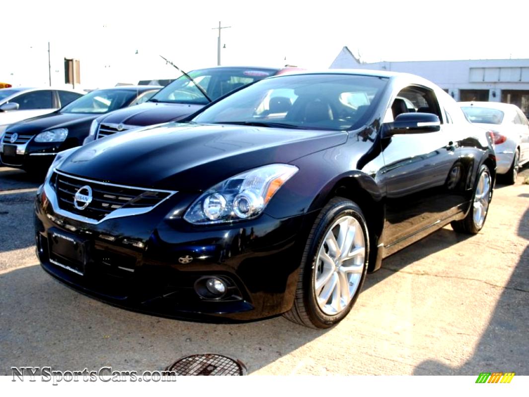 Nissan Altima Coupe 2012 #36