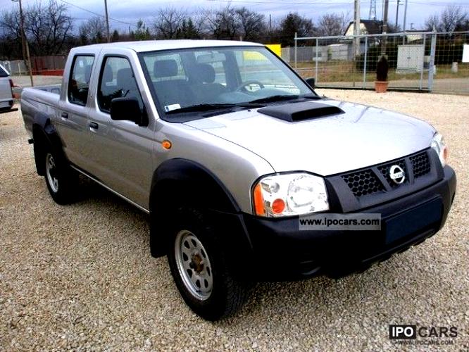 Nissan NP300 Pickup Double Cab 2008 #3