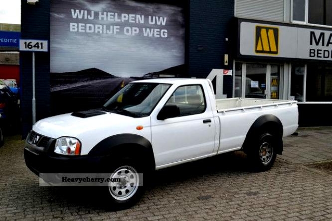 Nissan NP300 Pickup Double Cab 2008 #9