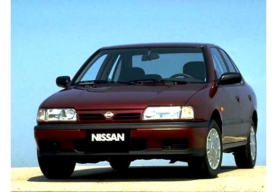 Nissan Primera Sedan 1990 #11
