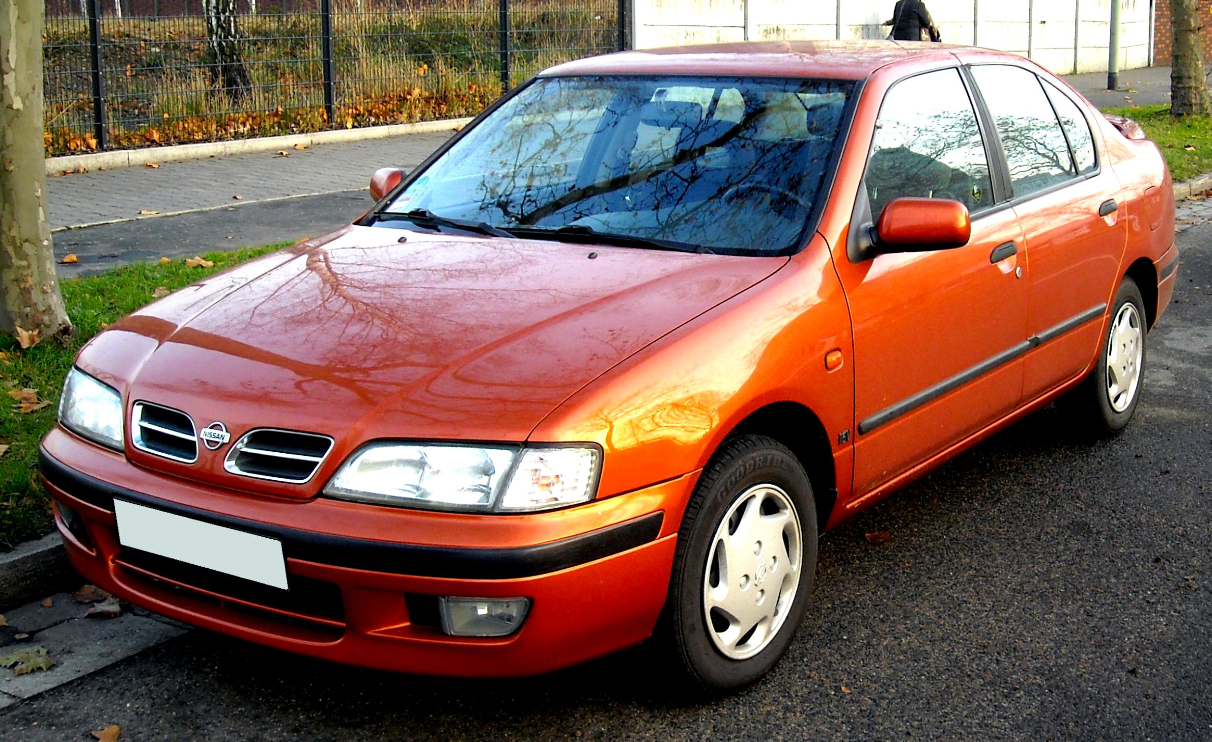Nissan Primera Sedan 1996 #4