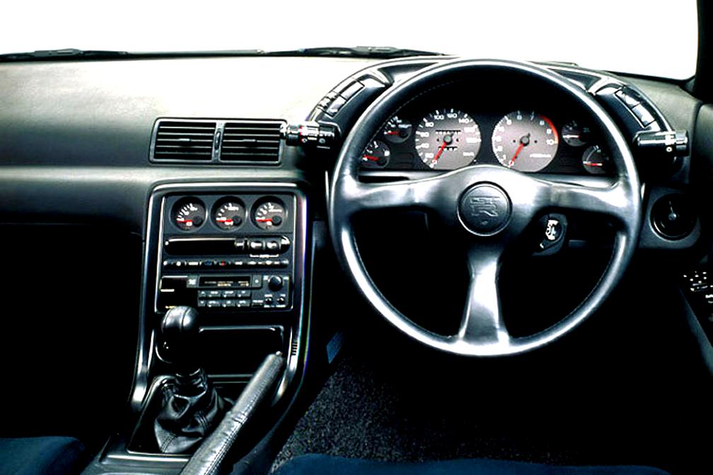 Nissan Skyline GT-R R32 1989 #6
