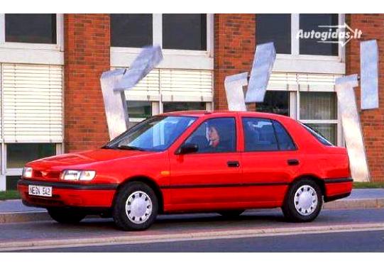 Nissan Sunny Sedan 1993 #11