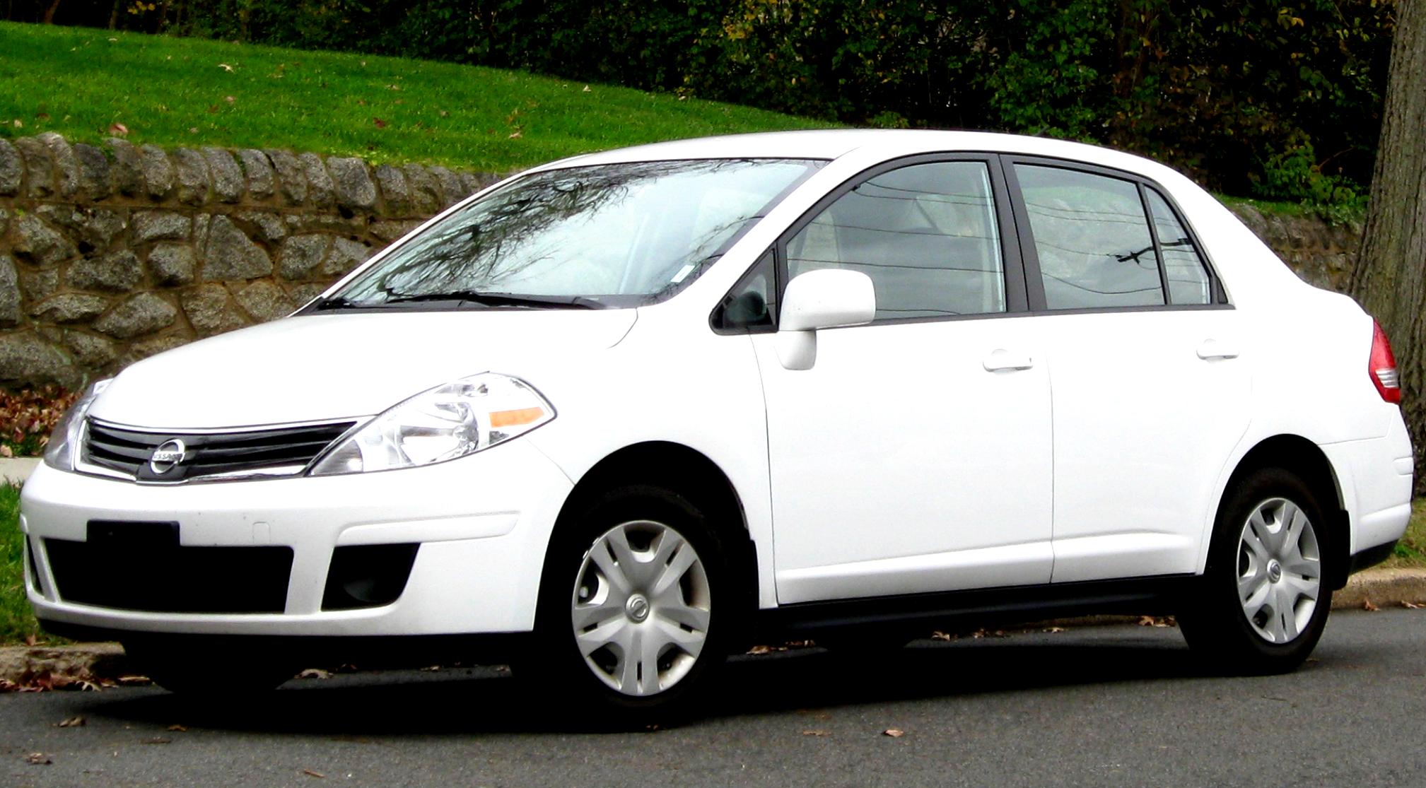 Nissan Tiida/Versa Sedan 2006 #4