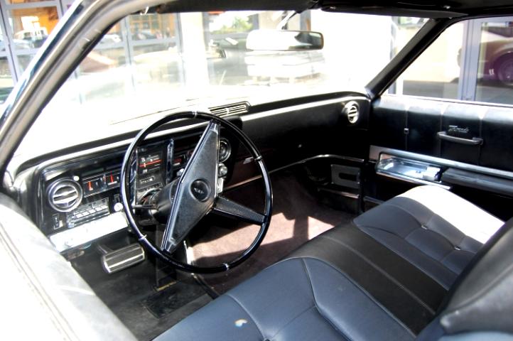Oldsmobile Toronado 1966 #35