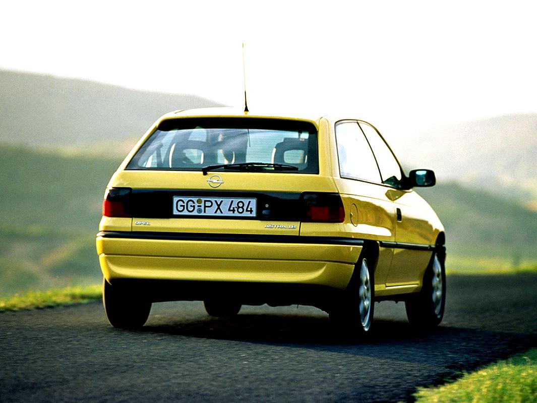 Opel Astra 5 Doors 1991 #11