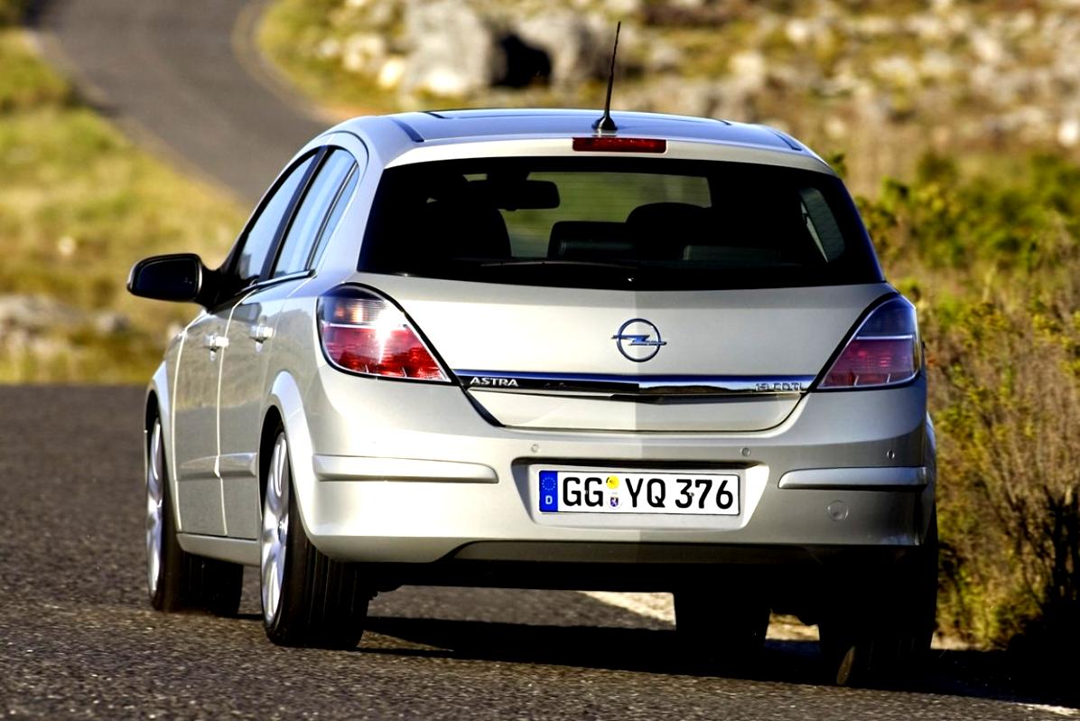 Opel Astra 5 Doors 2007 #4