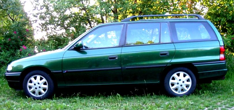 Opel Astra Caravan 1994 #15