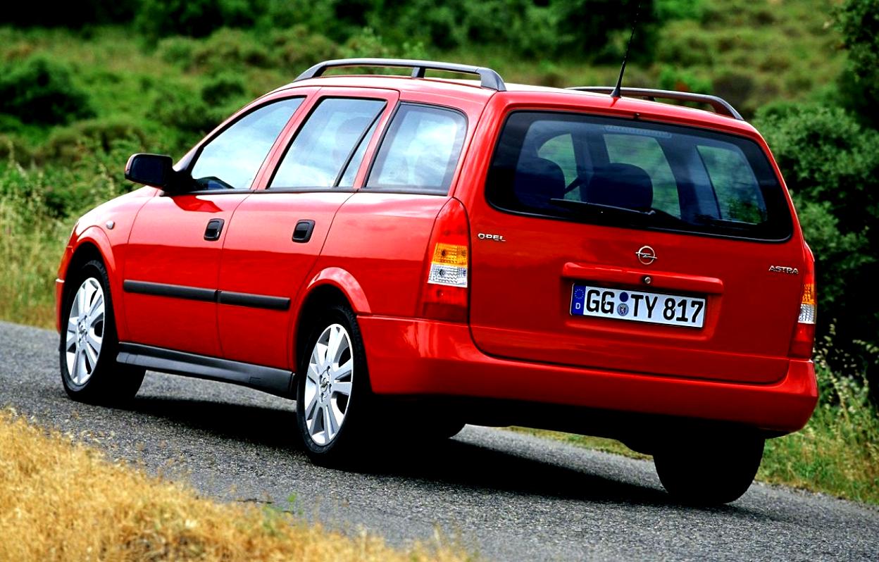 Opel Astra Caravan 1998 #1