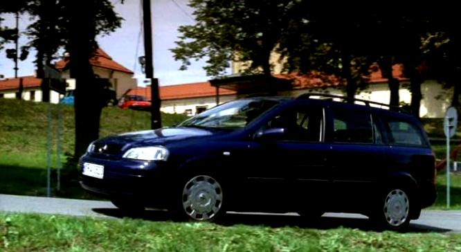 Opel Astra Caravan 1998 #2