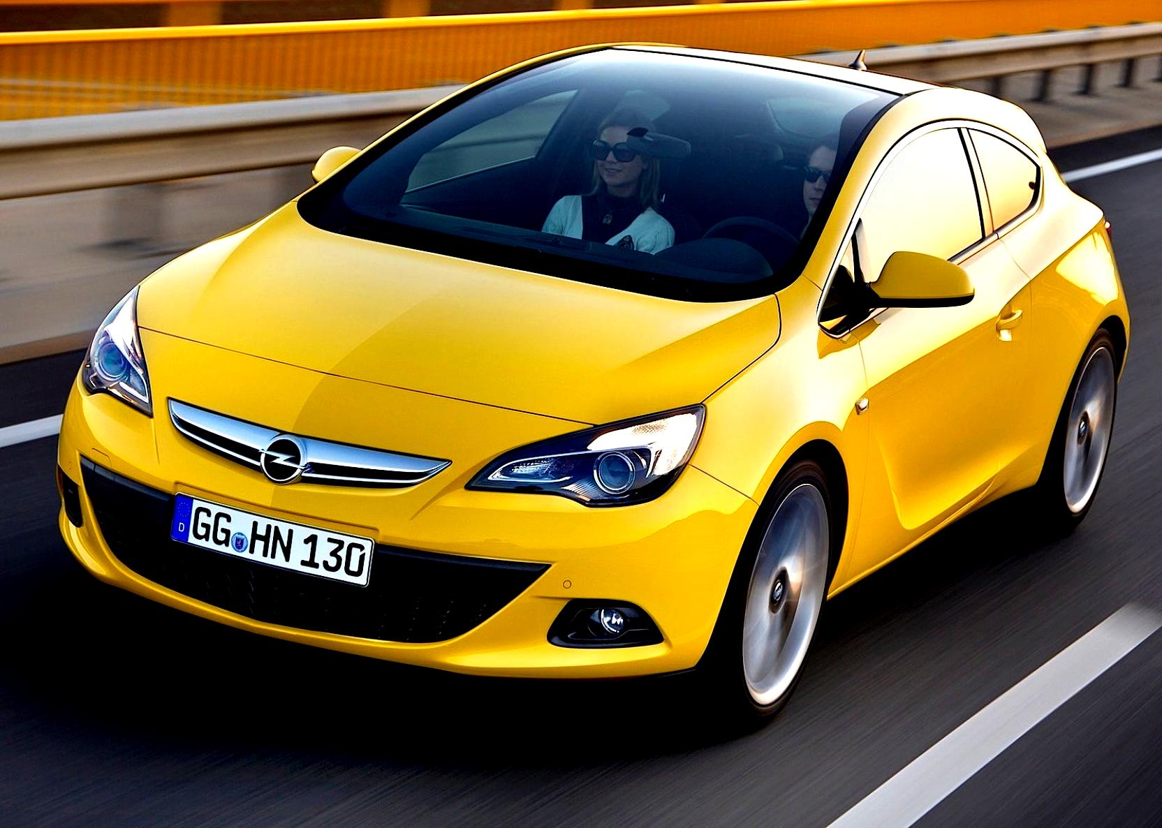 Opel Astra GTC 2011 #20