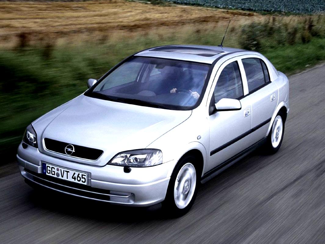 Opel Astra Sedan 1998 #4
