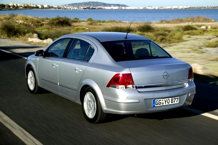 Opel Astra Sedan 2007 #8