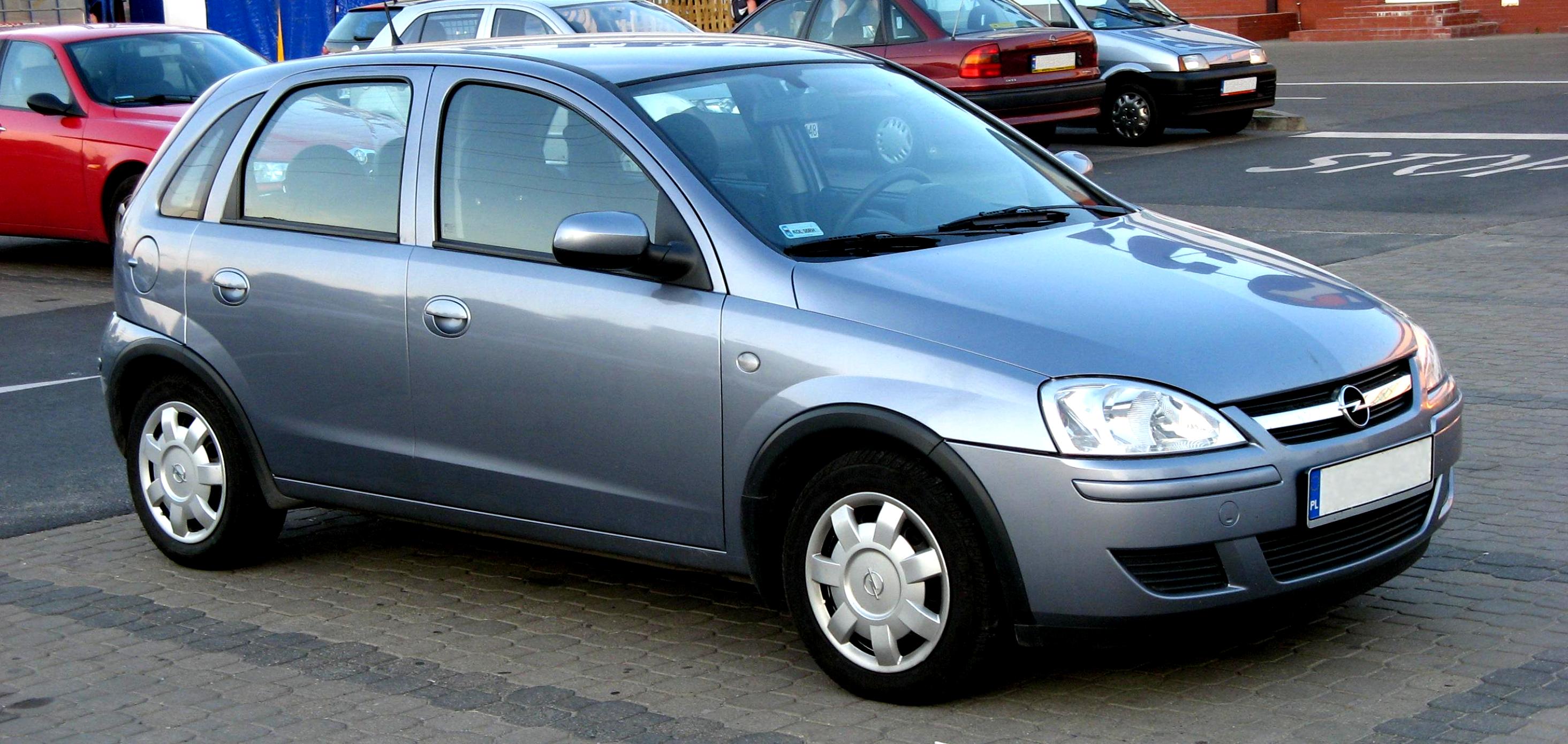 Opel Corsa 5 Doors 2003 #2