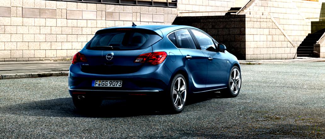Opel Insignia Hatchback 2013 #13