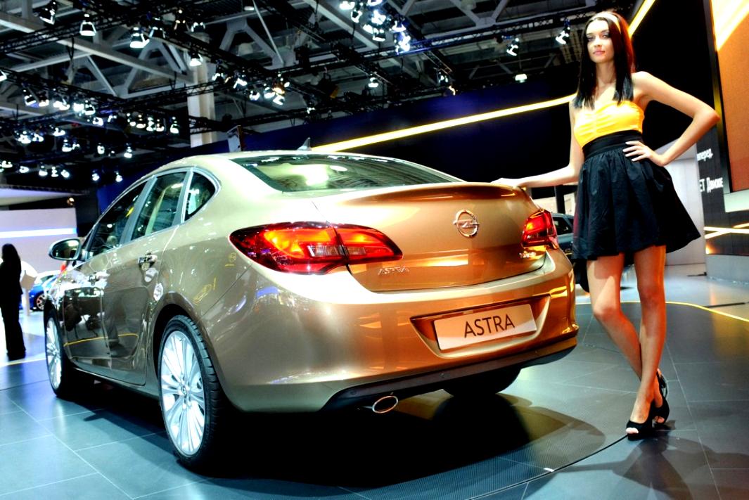 Opel Insignia Sedan 2013 #24