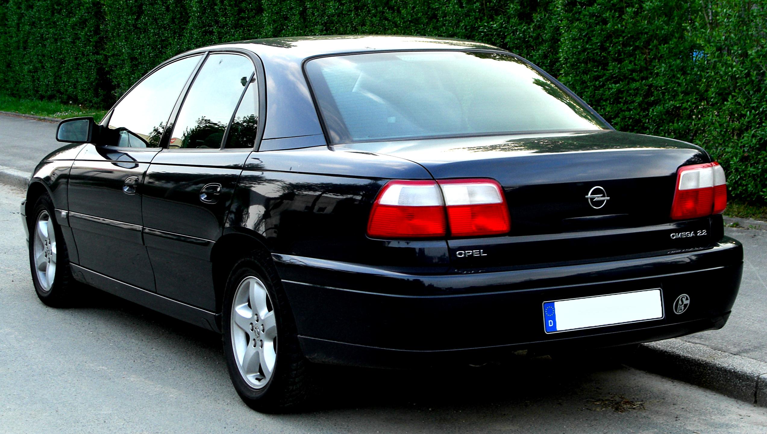Opel Omega 2002