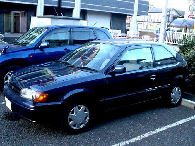 Opel Vectra Hatchback 1995 #14
